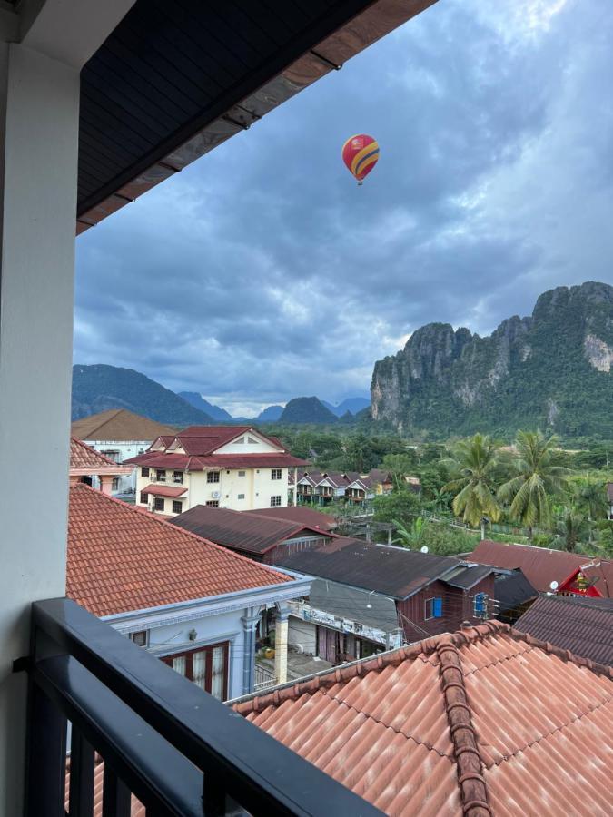 Jasmine Vangvieng Hotel Vang Vieng Buitenkant foto