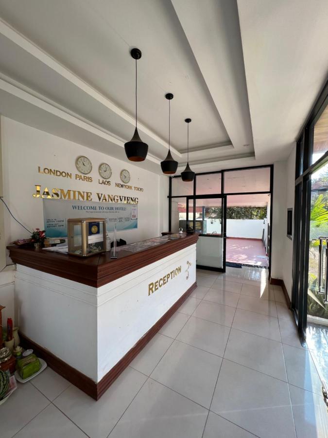 Jasmine Vangvieng Hotel Vang Vieng Buitenkant foto