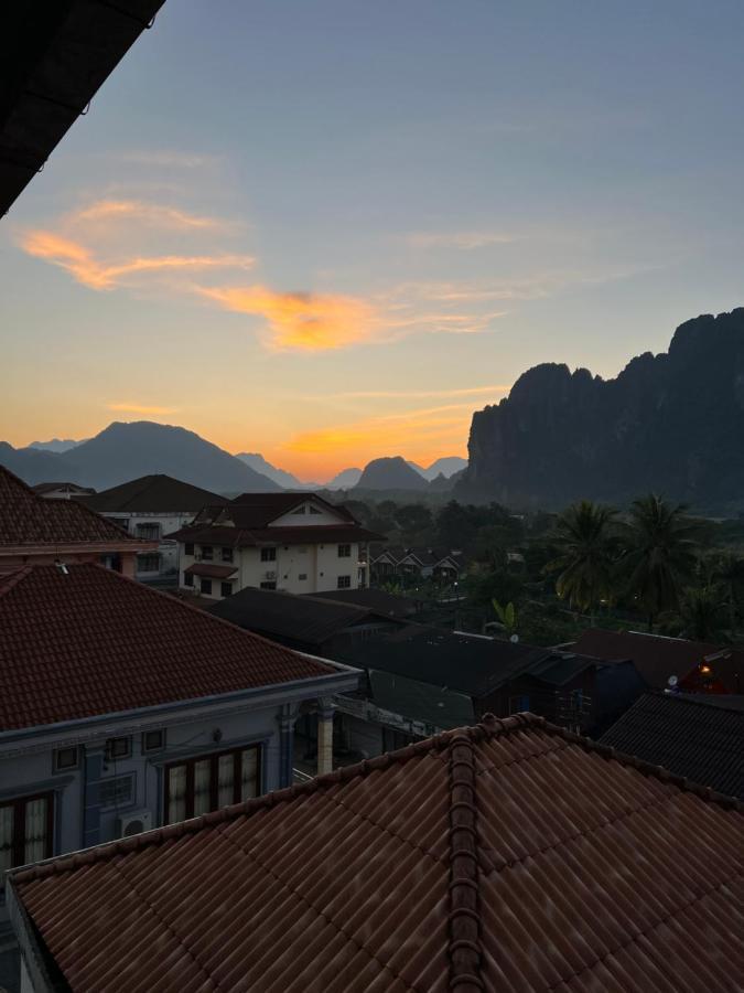 Jasmine Vangvieng Hotel Vang Vieng Buitenkant foto