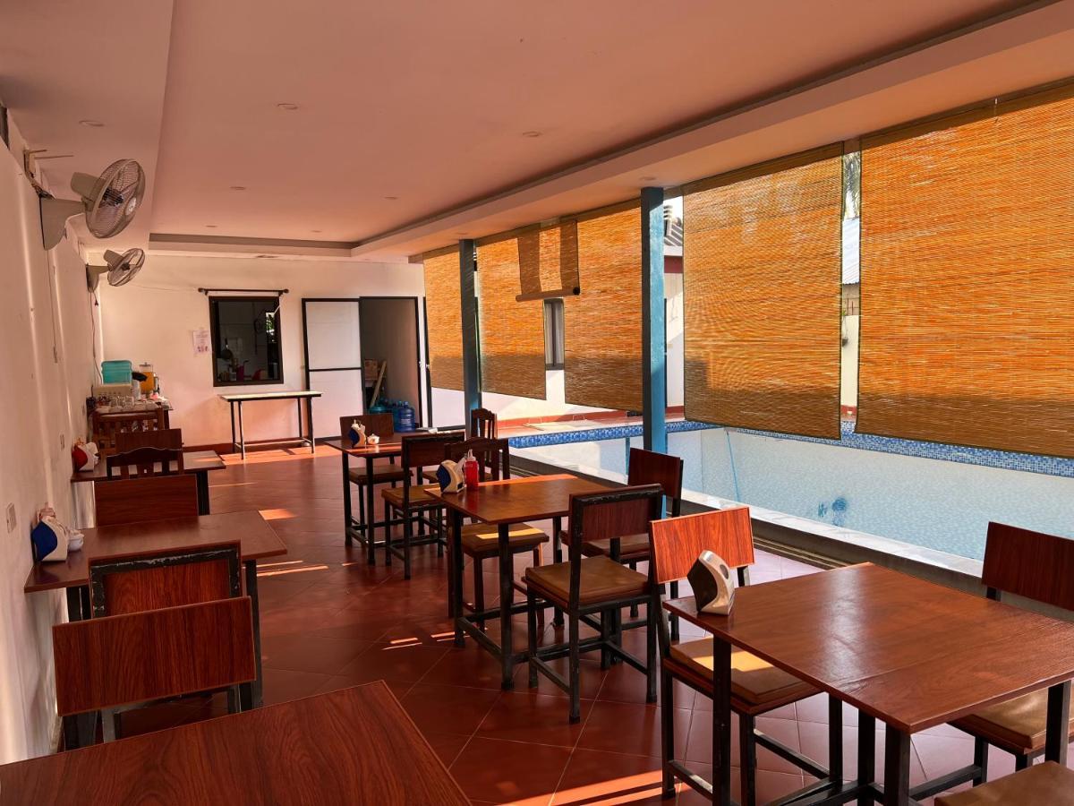 Jasmine Vangvieng Hotel Vang Vieng Buitenkant foto