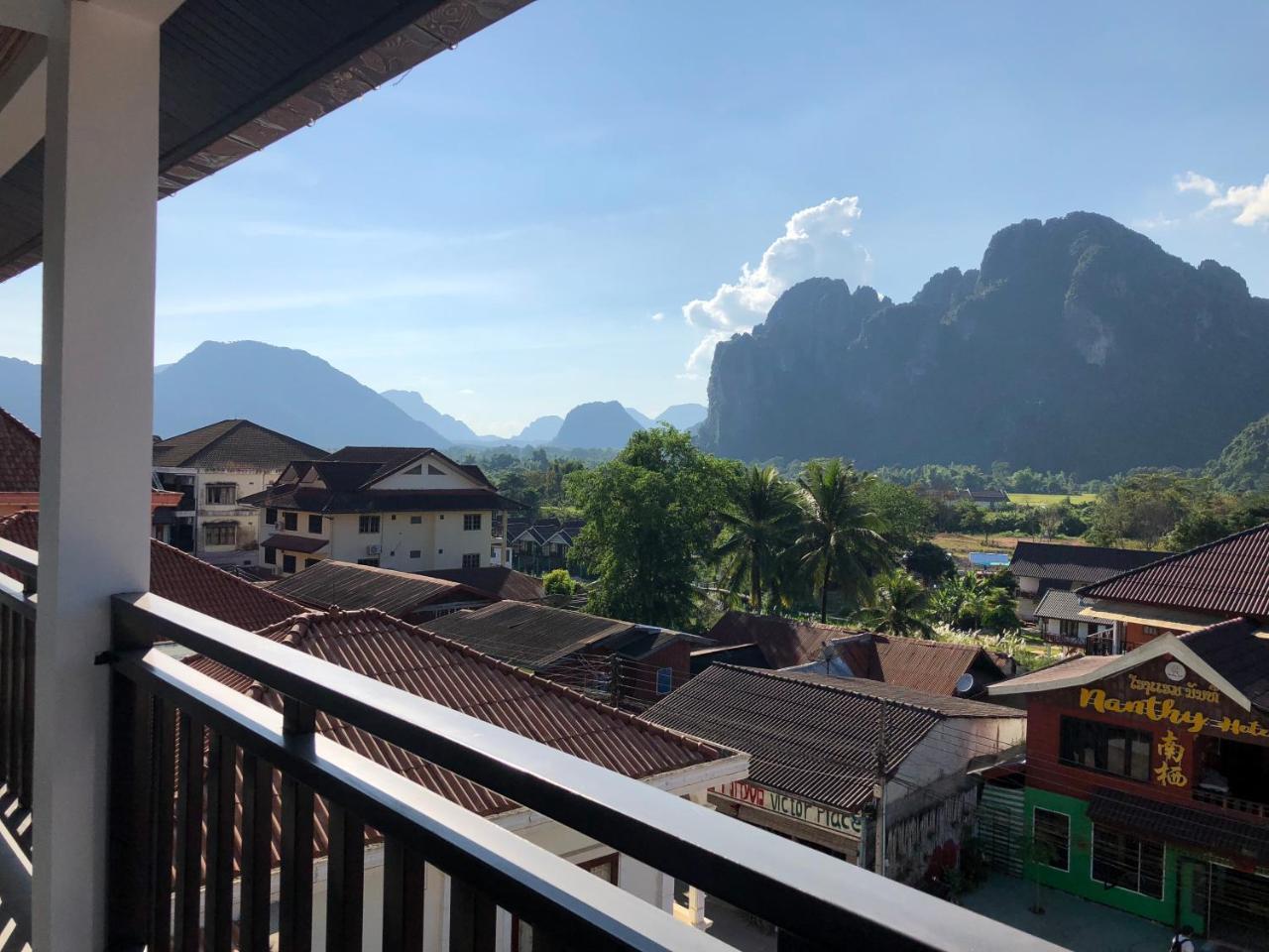 Jasmine Vangvieng Hotel Vang Vieng Buitenkant foto
